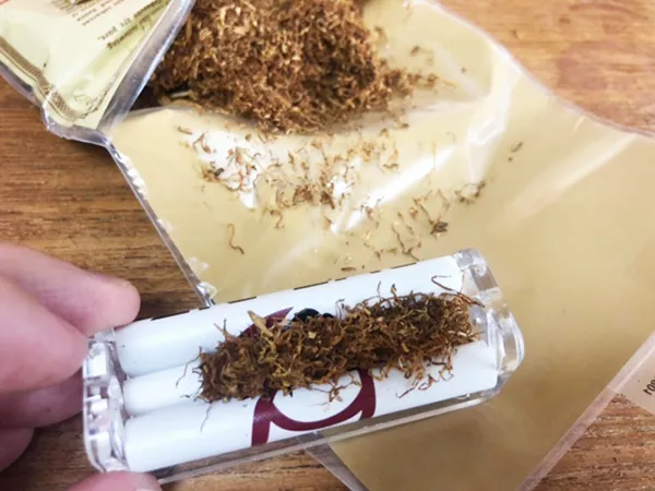 ロウ・オーガニックを手巻きタバコで